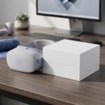 All-in-One Standalone Virtual Reality Headset – Light Gray Wireless VR Goggles with Fabric Headstrap & Minimalist Design - Image 3
